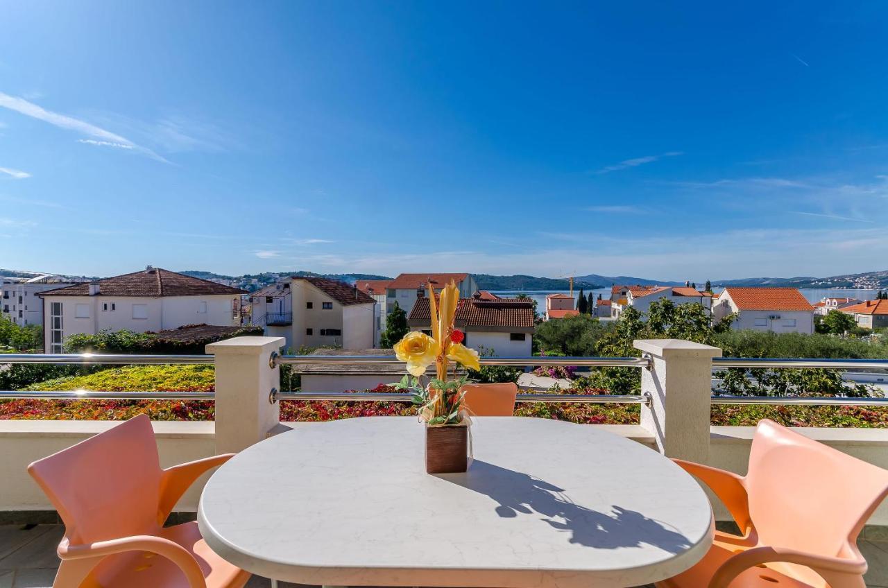 Apartments Palm Tree Trogir Zewnętrze zdjęcie